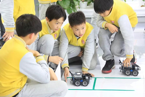 公立轉國際學校 爸媽如何教好國際娃