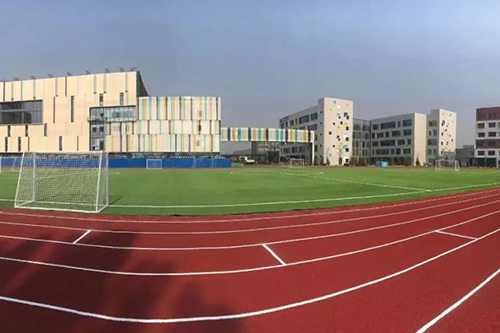 傳統(tǒng)學校與國際學校之間差別